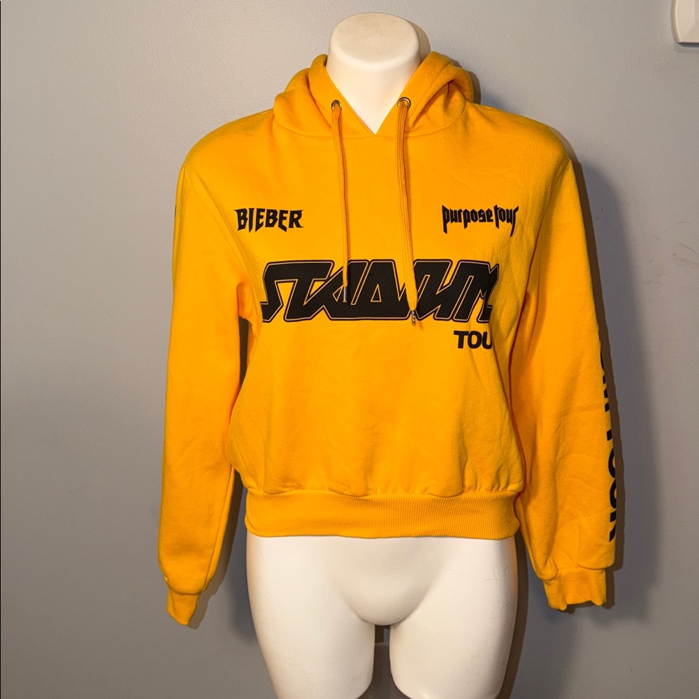 Divided/ H&M Justin Bieber Purpose Tour NWT Medium yellow cropped sweatshirt.
